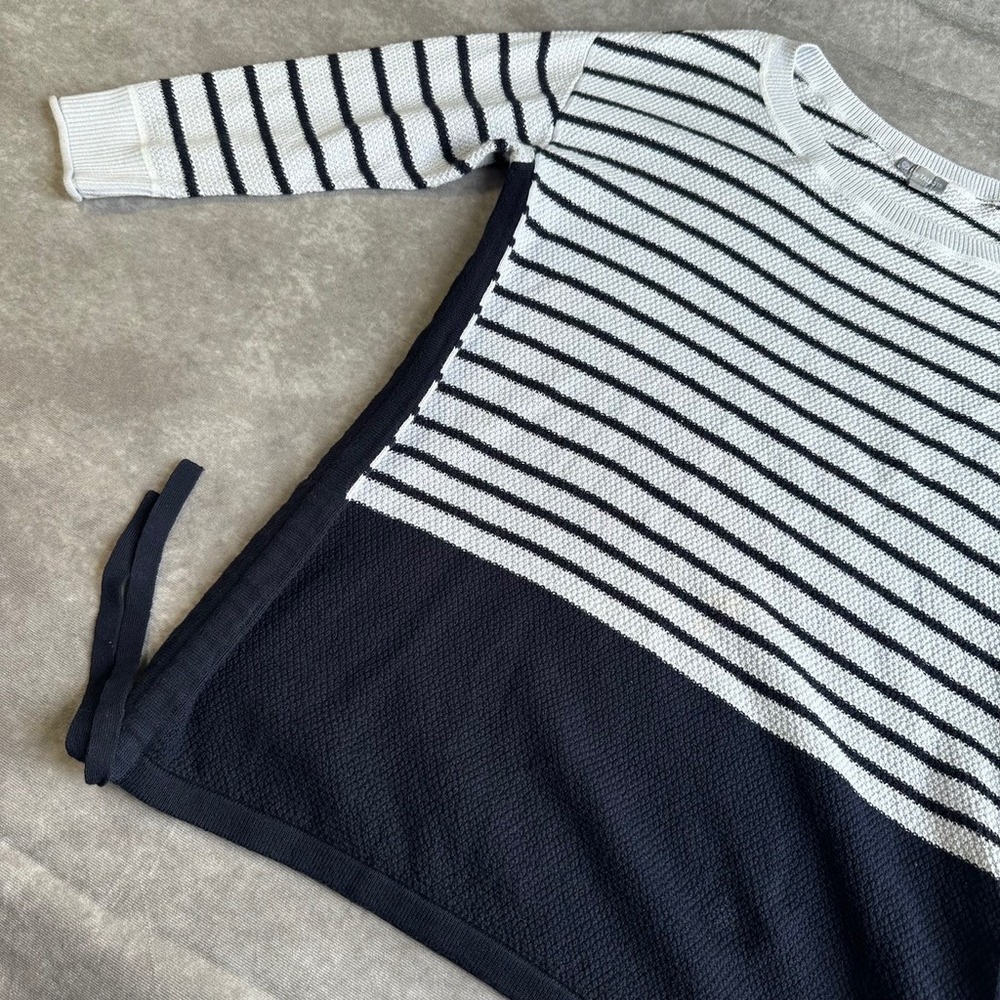 T by Talbots Sweater Womens XS Blue White Striped Colorblock Knit Pullover - Picture 3 of 11